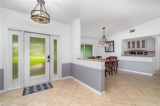 Building Photo - 1933 Countess Ct