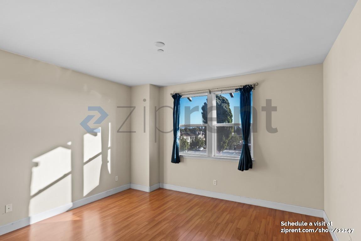 Building Photo - 2130 Klassen Wy