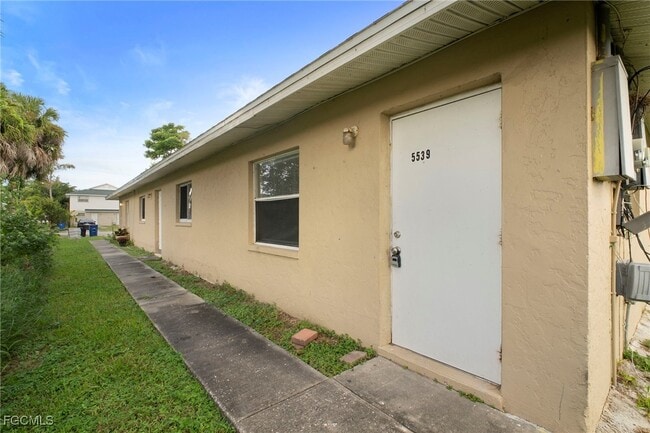 Building Photo - 5539 Tenth Ave