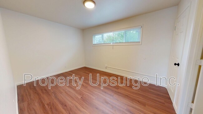 Building Photo - 2405 Old Eureka Way