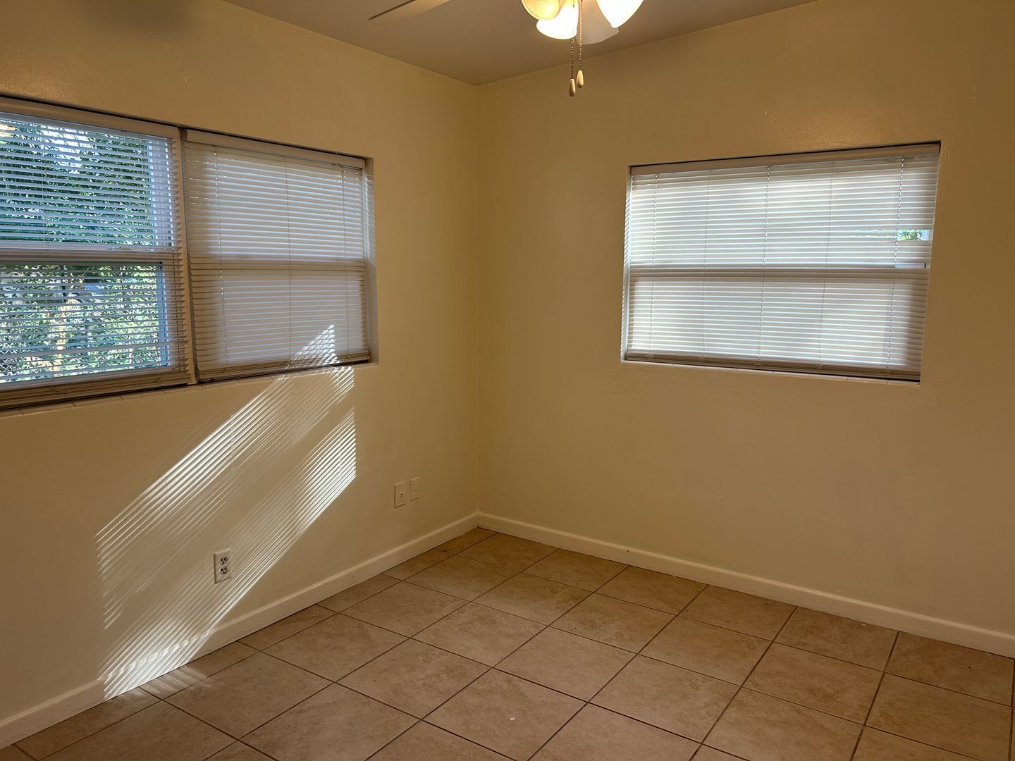 Building Photo - Nice 3 bedroom 2 bathroom House In Apopka