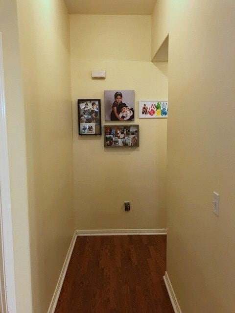 Building Photo - 303 Sequoia Dr