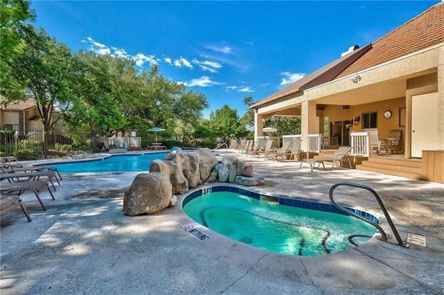 Building Photo - 4242 N Capistrano Dr