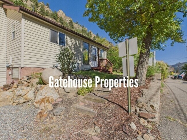 Building Photo - Downtown Idaho Springs Home for Lease