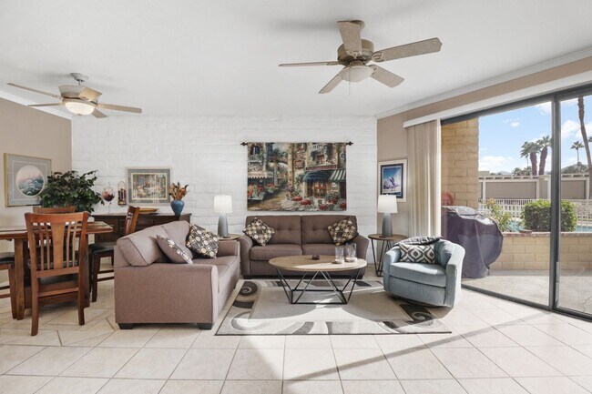 Building Photo - Charming Cathedral City Condo with Territorial Views