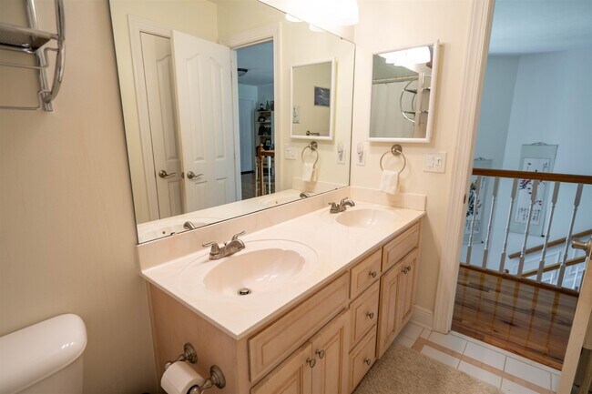 Building Photo - 491 Frank Shaw Rd