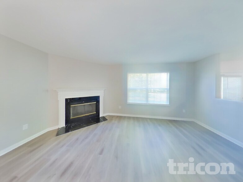 Building Photo - 13600 Ayrshire Cir