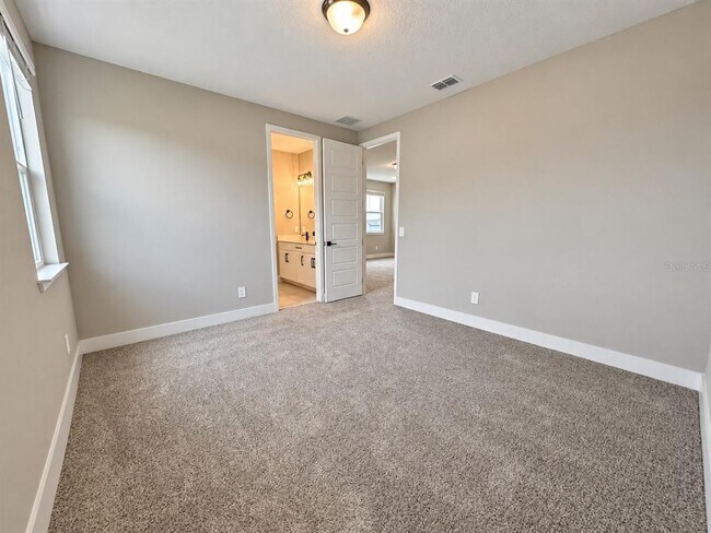Building Photo - 16477 Silver Brook Wy