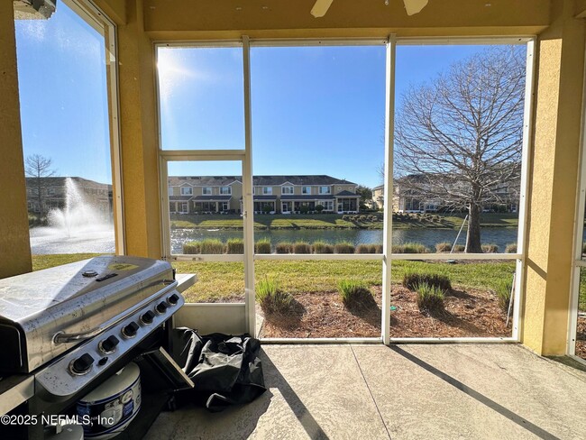Building Photo - 14032 Saddlehill Ct