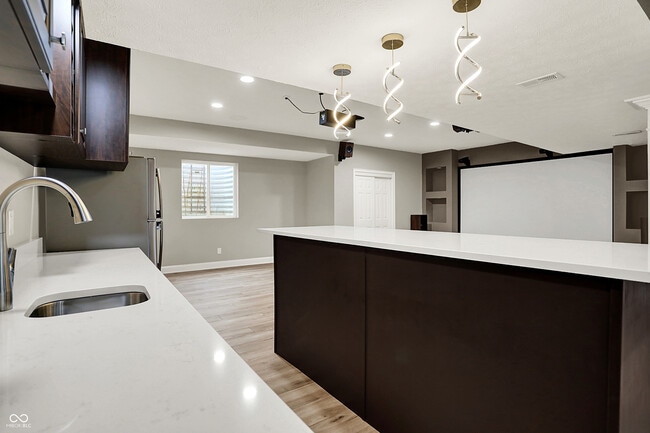 Building Photo - 13720 Akers Dr