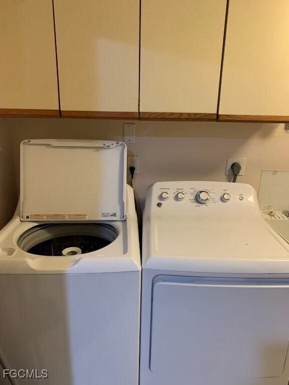 Building Photo - 1925 Clifford St