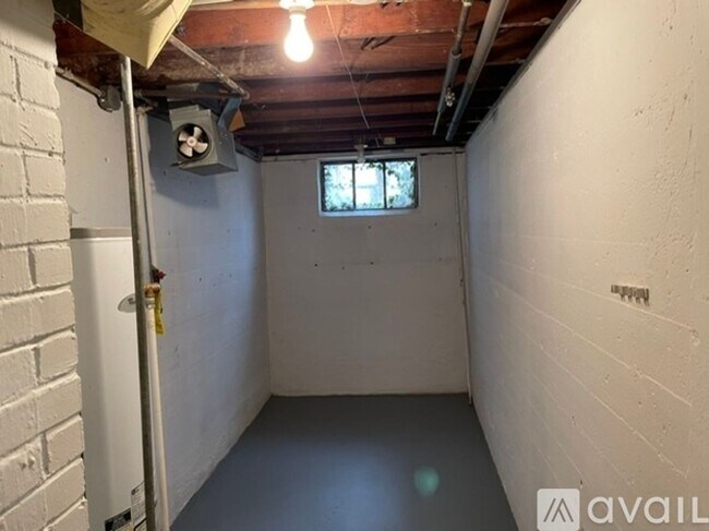 Building Photo - 3 Bedroom 2 Bathroom House In North Colleg...