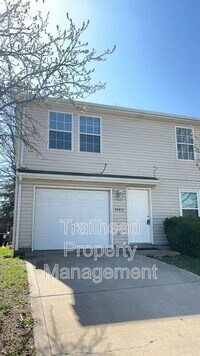 Building Photo - 18231 E 12th Ter N