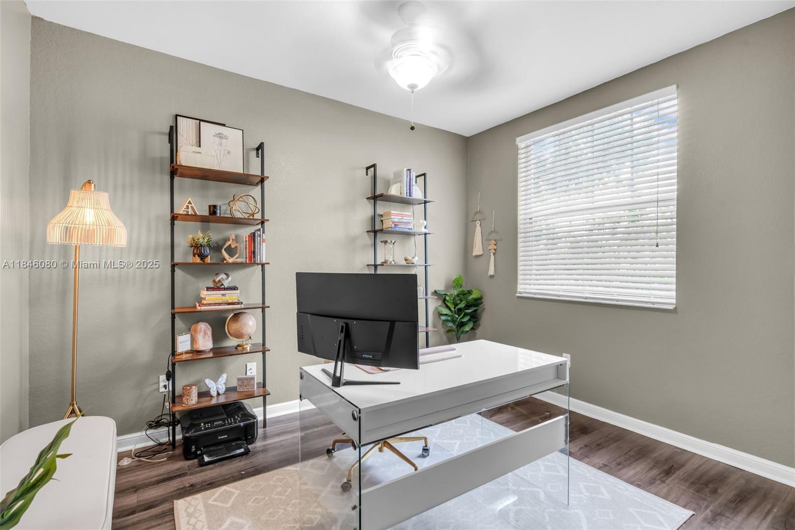 Building Photo - 447 Corte Madera Ln