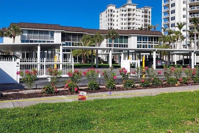 Building Photo - 2100 Benjamin Franklin Dr