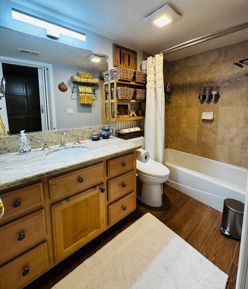 Building Photo - 25611 Quail Run
