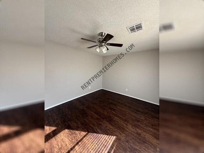 Building Photo - 429 NW 86th St