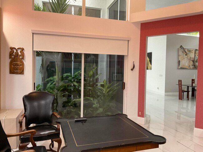 Building Photo - 7111 Dubonnet Dr