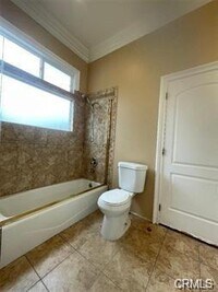 Building Photo - 4912 Hesperia Ave