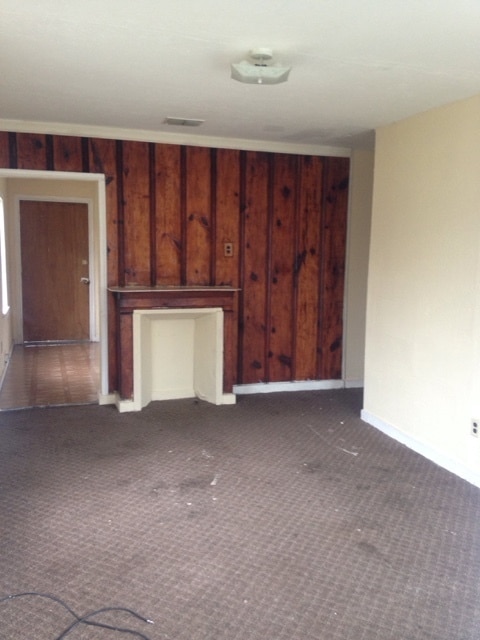 Building Photo - 6205 Rufus Dr