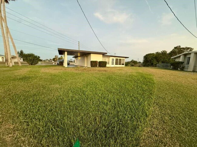 Building Photo - 21385 Gibralter Dr