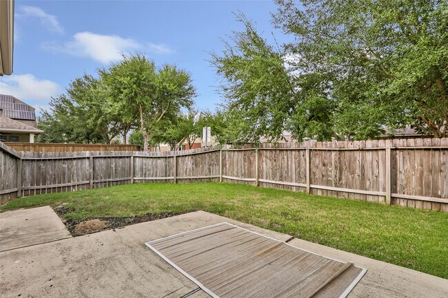 Building Photo - 17227 Mitchell Pass Ln