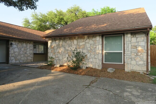 Building Photo - 11810 Lady Palm Cove