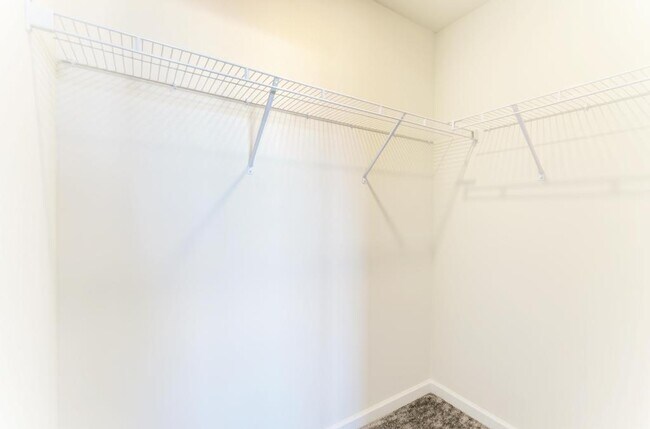 Building Photo - 5956 Hawkweed Dr