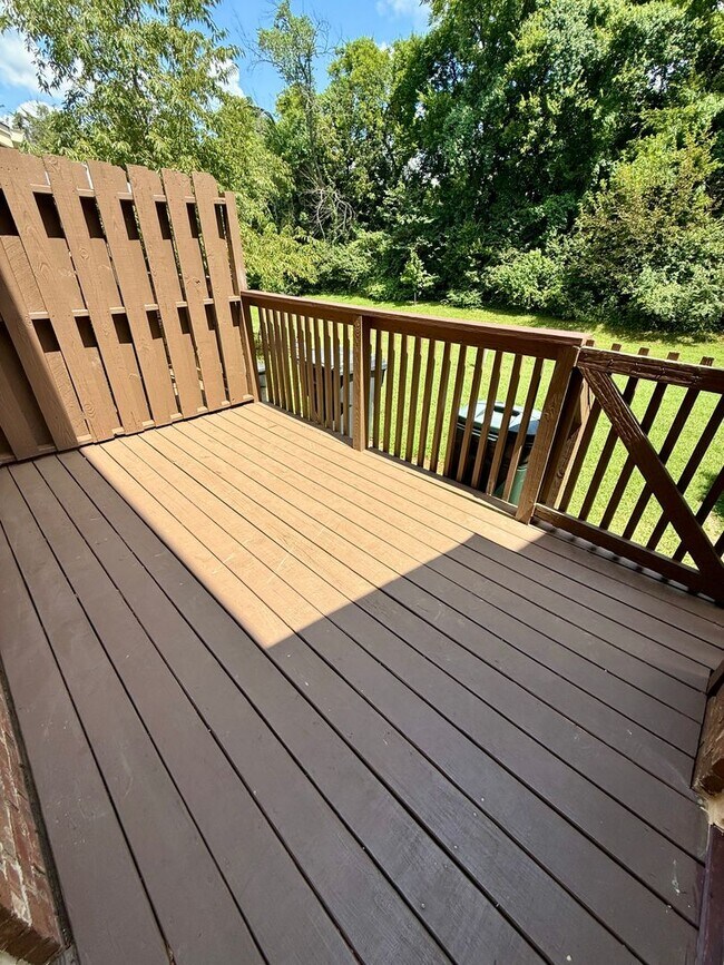 Primary Photo - Awesome 2 Bed 1.5 Bath Condo in Hermitage ...