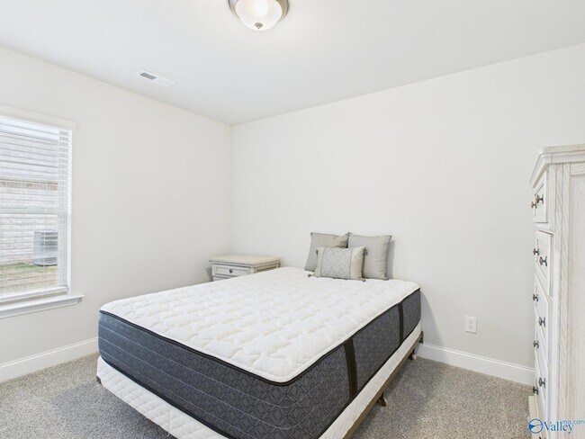 Building Photo - 15251 Lapwing Cv