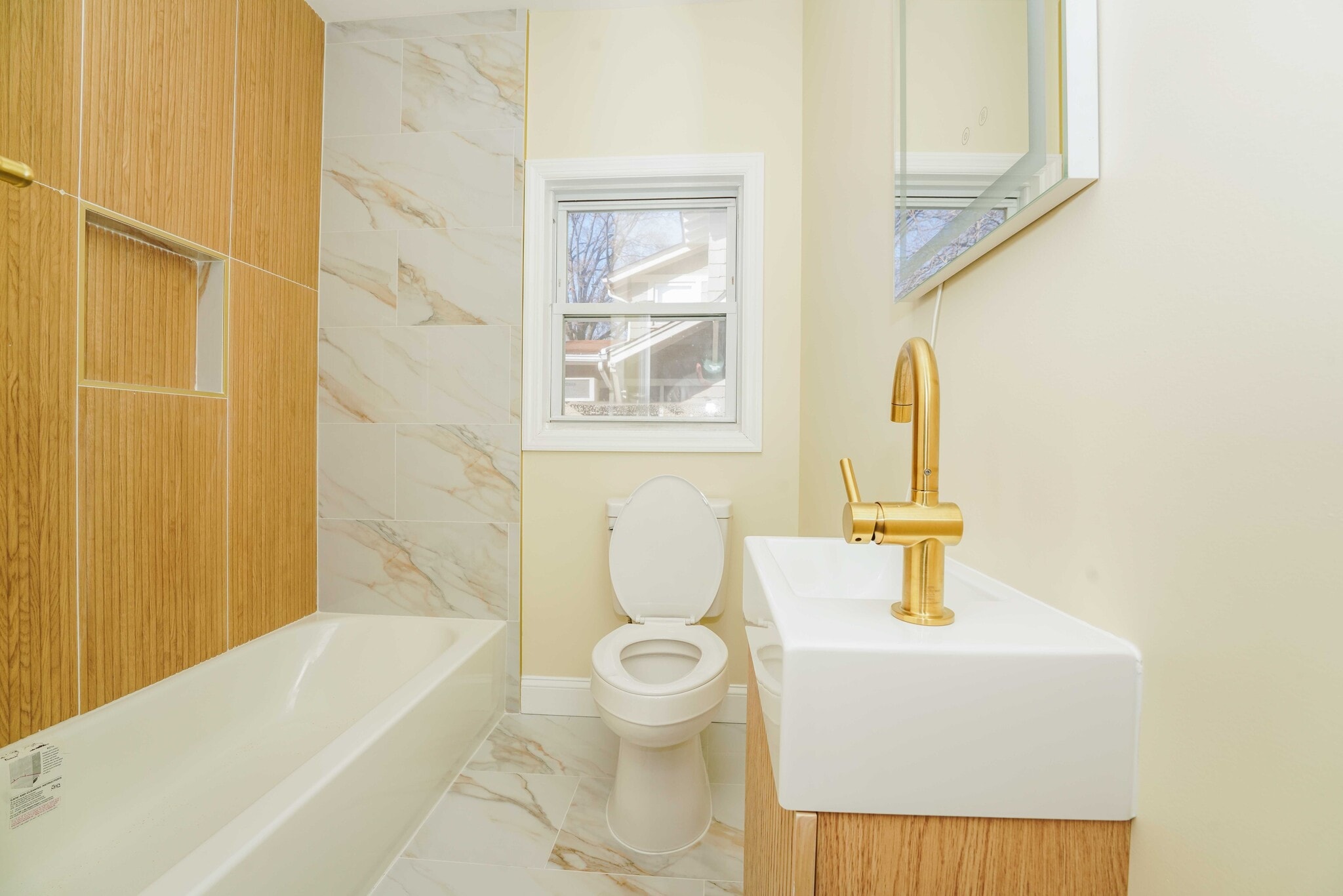 First floor bath - 69 Ross Ave