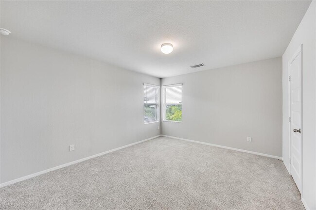 Building Photo - 2617 Paragon Fox Dr