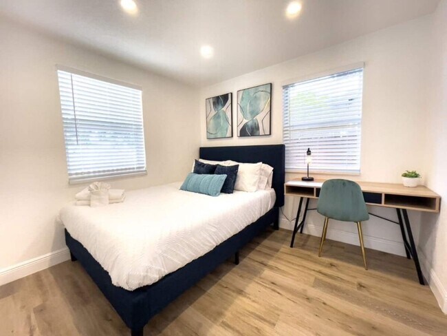 Building Photo - Beautiful New constriction Near Madera Beach
