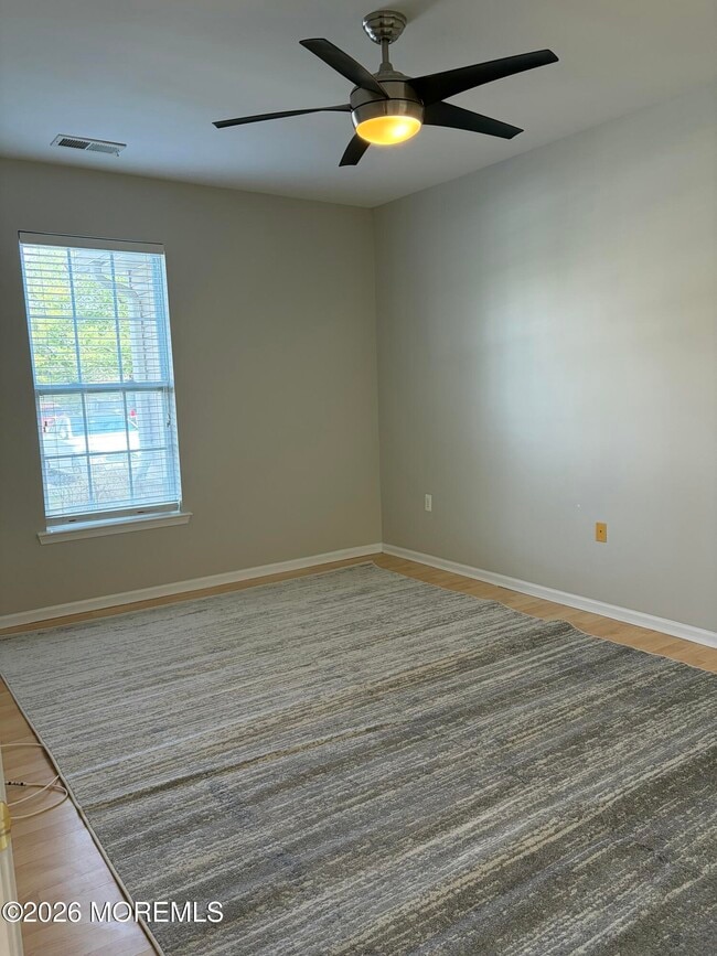 Building Photo - 610 Sophee Ln