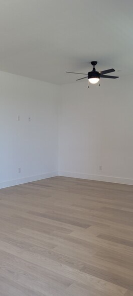 Building Photo - 4541 Lamplights Dr
