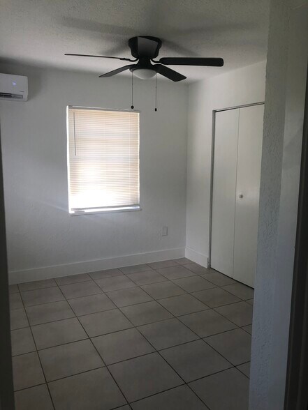 Building Photo - 300 NW 97th St