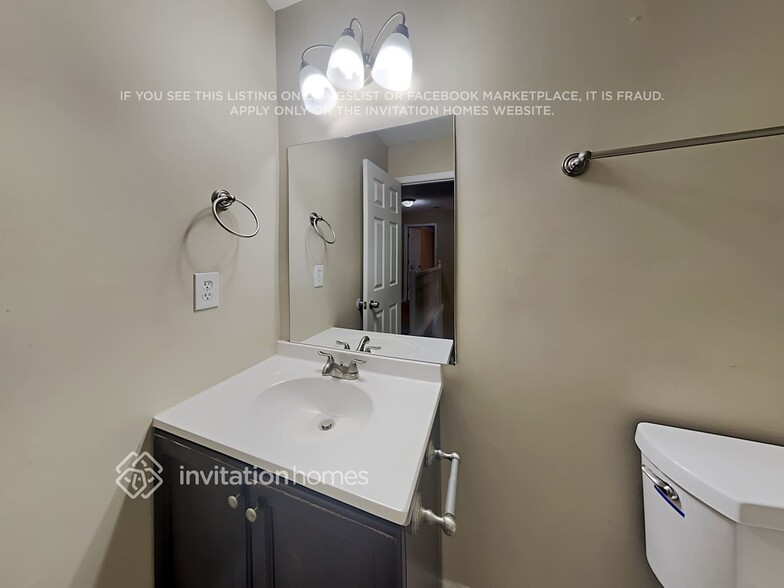 Building Photo - 4416 Glen Heights Trail SW