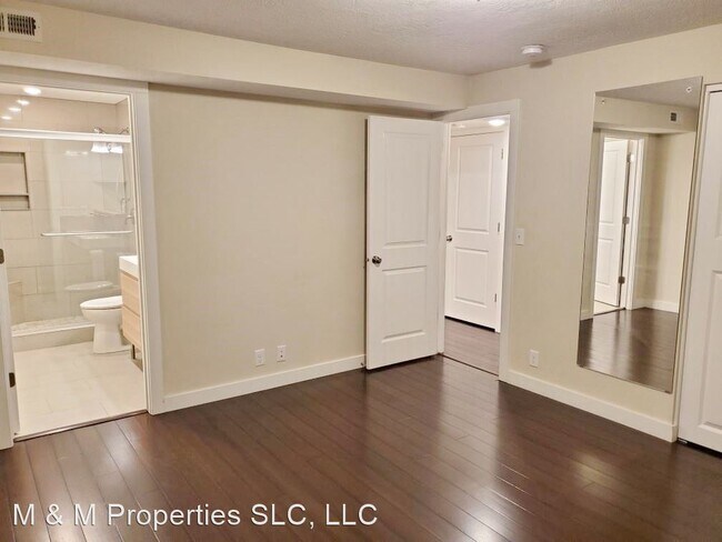 Building Photo - 4 br, 3 bath House - 2312 E Catalina Dr