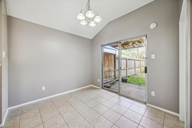 Building Photo - Move-In Ready South Willowbrook Home For Rent!