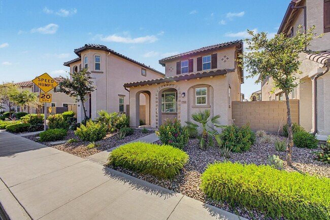 Building Photo - 1784 S Senate St