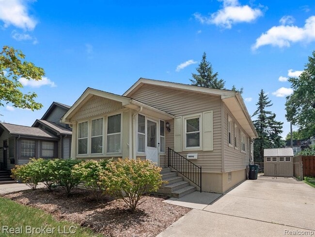 Building Photo - 1428 Bennaville Ave