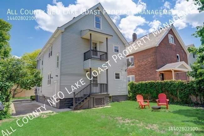 Building Photo - 2084 Dowd Ave