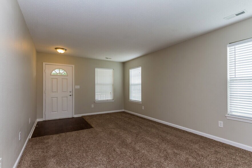 Building Photo - 5617 Sweet River Dr