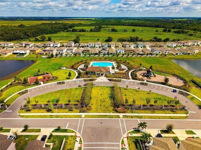 Building Photo - 16702 Carlton Pond St