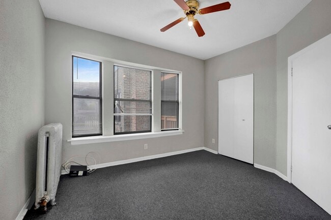 Building Photo - 6225 S Dorchester Ave