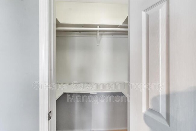 Building Photo - 132 Rocking Horse Ln
