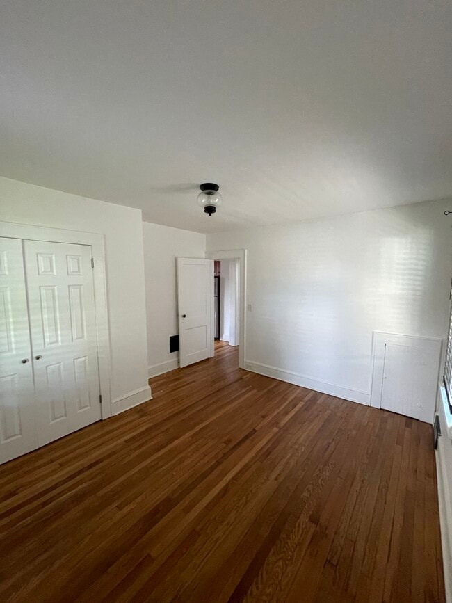 Building Photo - 270 Franklin Ave