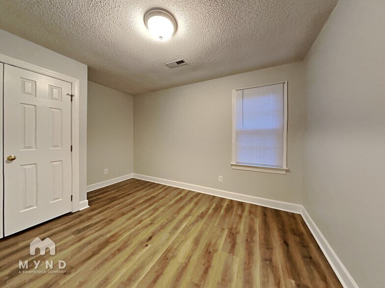 Building Photo - 4648 Forest Highland Dr