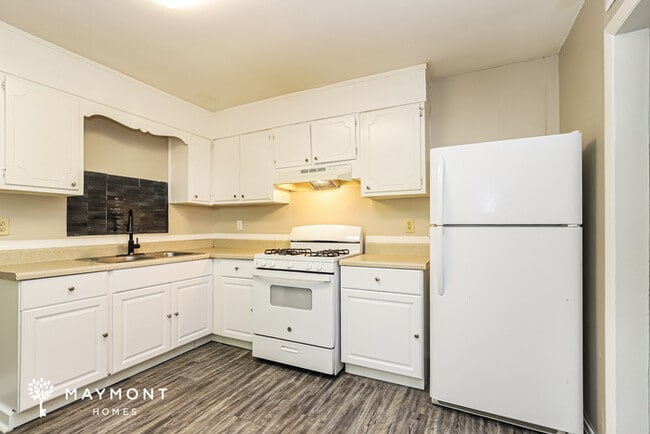 Building Photo - 1712 Gavin Dr