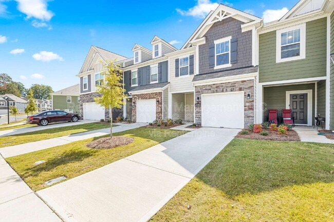 Building Photo - 229 Quinn Rd